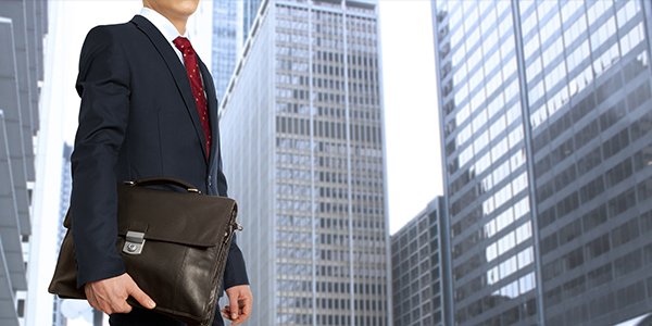 Four Critical Differences Between a Portfolio Manager and ...